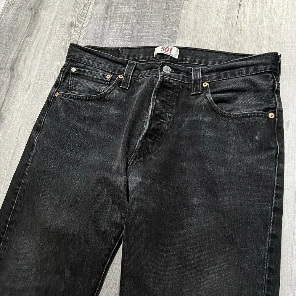 VTG Levi's 501 Faded Black Denim Button Fly Y2K Men's Denim Jeans Grunge Skater